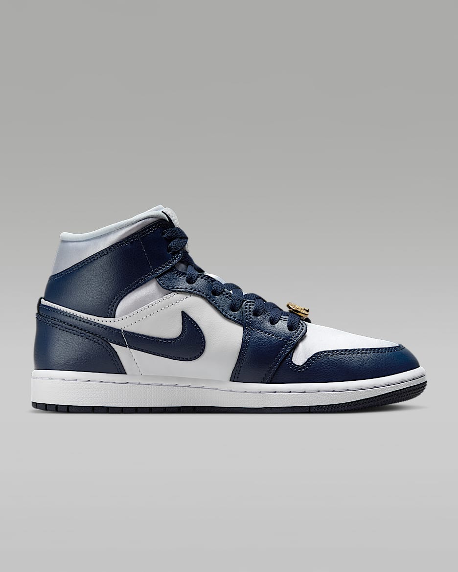 Air Jordan 1 Mid SE Women s Shoes. Nike